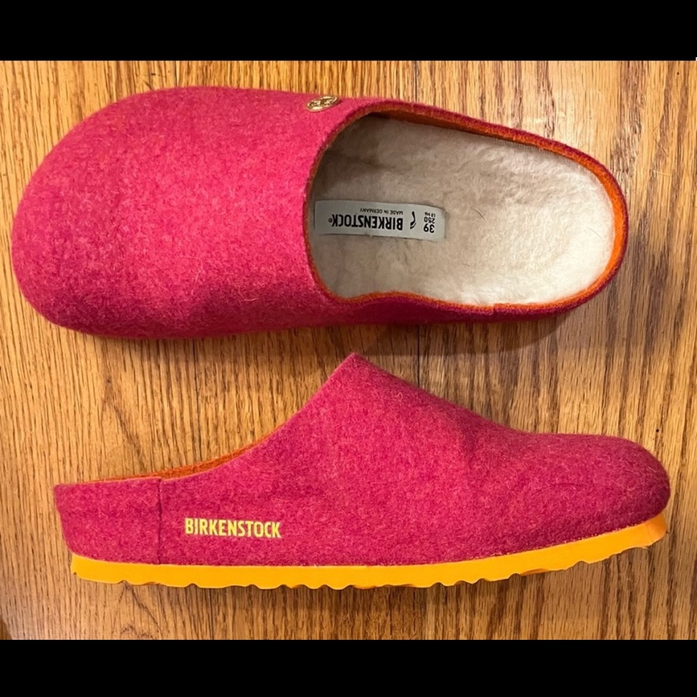Reposh, EUC,Birkenstocks ,wool/ pink clog